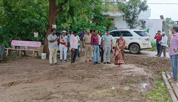 Warangal Collector : విధుల పట్ల నిర్లక్ష్యం వద్దు Warangal Collector : విధుల పట్ల నిర్లక్ష్యం వద్దు