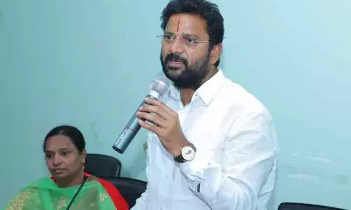 Korukanti Chander. తెలంగాణకు నిధులు కేటాయించకపోవడం బాధాకరం