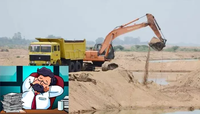 Illegal Mining: అక్రమ మైనింగ్పై అధికారుల మౌనం.. రూ.కోట్లలో సర్కార్ ఆదాయానికి గండి Illegal Mining: అక్రమ మైనింగ్పై అధికారుల మౌనం.. రూ.కోట్లలో సర్కార్ ఆదాయానికి గండి