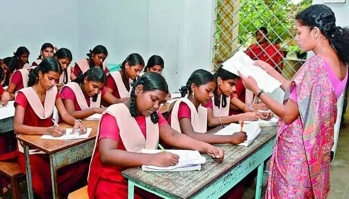 Gurukula: గురుకులాల గెస్ట్ ఉద్యోగస్తుల జీతాలు పెంచాలి: ఐఎస్యు జాతీయ అధ్యక్షులు Gurukula: గురుకులాల గెస్ట్ ఉద్యోగస్తుల జీతాలు పెంచాలి: ఐఎస్యు జాతీయ అధ్యక్షులు