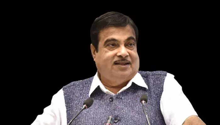 Toll tax: ప్రయాణించిన దూరానికే టోల్..పరిశీలిస్తున్న కేంద్ర ప్రభుత్వం! Toll tax: ప్రయాణించిన దూరానికే టోల్..పరిశీలిస్తున్న కేంద్ర ప్రభుత్వం!