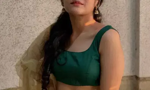 Ayesha Kaduskar: రామ్ చరణ్ చెల్లెలు ఏంటీ ఇంత హాట్‌గా ఉంది.. నెట్టింట ఫొటోలు వైరల్