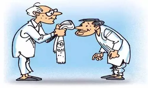 పార్టీ ఫిరాయింపులు.. ప్రజా విశ్వాసానికి సమాధి!