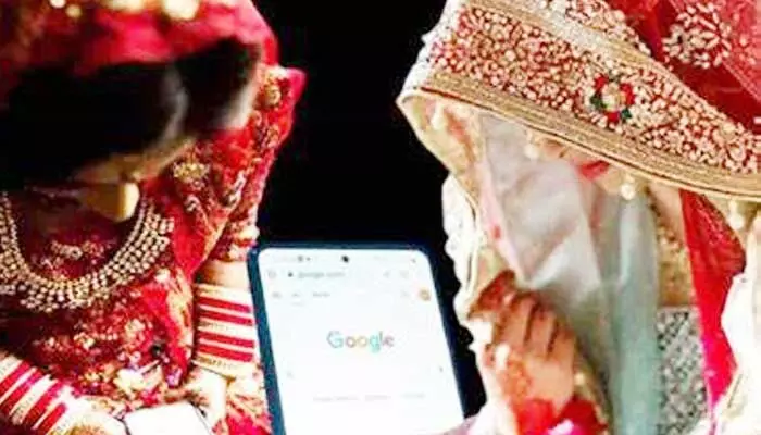 married women : లేటెస్ట్ సర్వే.. పెళ్లైన మహిళలు గూగుల్లో సీక్రెట్గా ఏం వెతుకుతున్నారో తెలుసా? married women : లేటెస్ట్ సర్వే.. పెళ్లైన మహిళలు గూగుల్లో సీక్రెట్గా ఏం వెతుకుతున్నారో తెలుసా?