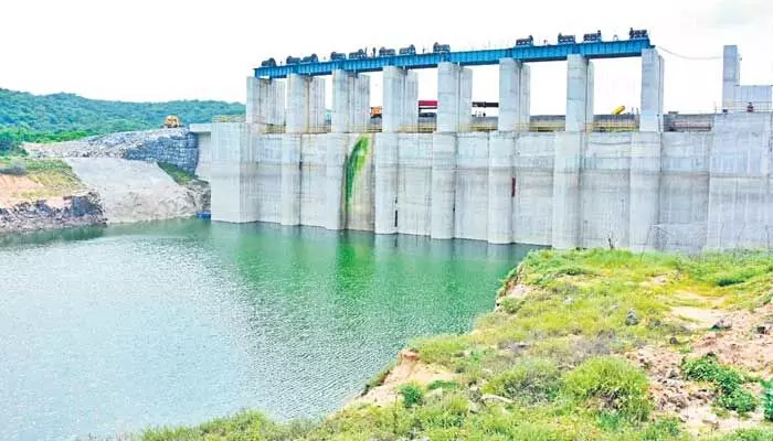 పాలమూరులో ప్రాజెక్టులకే ప్రాధాన్యం..ఉమ్మడి జిల్లాకు బడ్జెట్లో నిధుల కేటాయింపు పాలమూరులో ప్రాజెక్టులకే ప్రాధాన్యం..ఉమ్మడి జిల్లాకు బడ్జెట్లో నిధుల కేటాయింపు