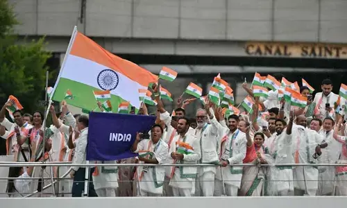 Paris Olympics : అంగరంగ వైభవంగా పారిస్ ఒలింపిక్స్ ప్రారంభ వేడుకలు