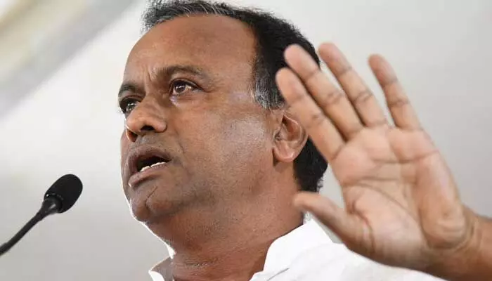 Komatireddy: ముందుంది ముసళ్ల పండగ.. బీఆర్ఎస్కు రాజగోపాల్ రెడ్డి వార్నింగ్ Komatireddy: ముందుంది ముసళ్ల పండగ.. బీఆర్ఎస్కు రాజగోపాల్ రెడ్డి వార్నింగ్