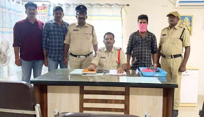 remand : గంజాయి అమ్ముతున్న వ్యక్తి రిమాండ్ remand : గంజాయి అమ్ముతున్న వ్యక్తి రిమాండ్