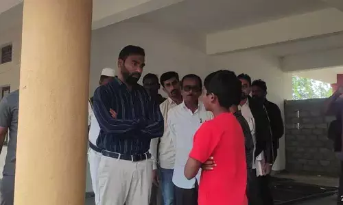 collector : పారిశుద్ధ్యం, మరుగుదొడ్ల నిర్వహణ పై కలెక్టర్ ఆగ్రహం...