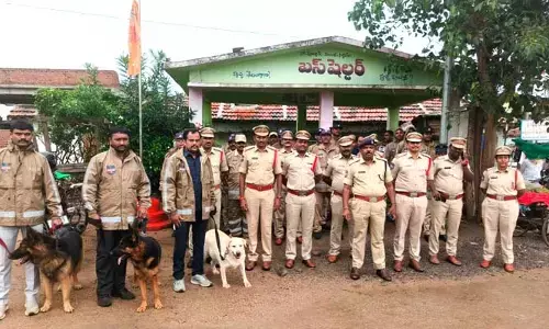 Community Contact Program : పుల్లూరులో కమ్యూనిటీ కాంటాక్ట్ ప్రోగ్రాం