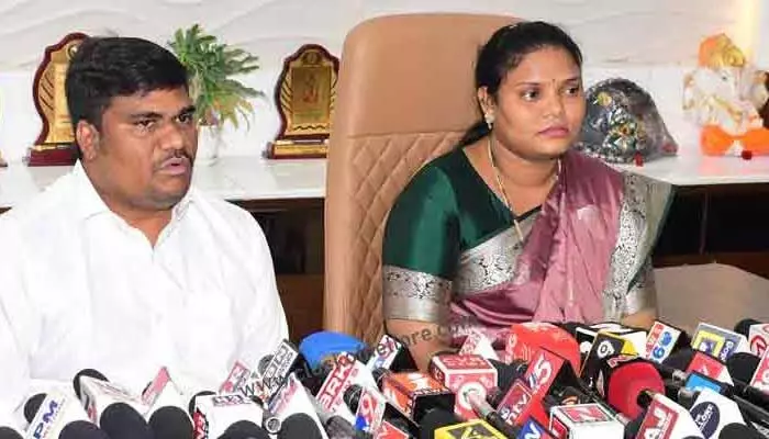 Breaking: అజ్ఞాతంలో నెల్లూరు మేయర్ భర్త.. ఏ క్షణమైనా అరెస్ట్..! Breaking: అజ్ఞాతంలో నెల్లూరు మేయర్ భర్త.. ఏ క్షణమైనా అరెస్ట్..!