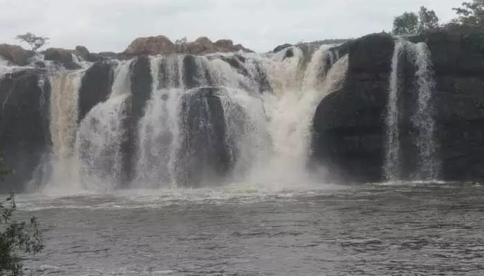 Bogatha Waterfalls : బోగత జలపాతం వెళ్లే పర్యాటకులకు గుడ్ న్యూస్.. Bogatha Waterfalls : బోగత జలపాతం వెళ్లే పర్యాటకులకు గుడ్ న్యూస్..