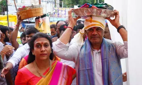 Komatireddy Venkat Reddy: మీ గురించి ఎంత తక్కువ మాట్లాడితే అంత బెటర్.. కేటీఆర్ కు కోమటిరెడ్డి కౌంటర్