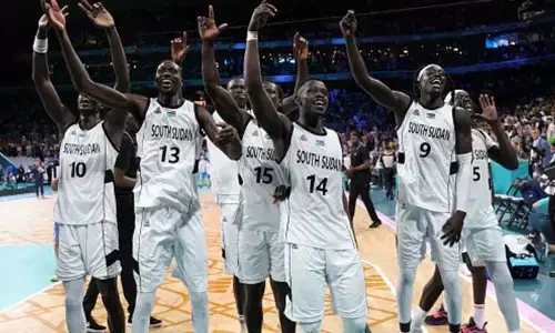 ఒలింపిక్స్‌లో మరో తప్పిదం.. సౌత్ సూడాన్‌ దేశ జాతీయ గీతంలో పొరపాటు