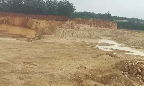 Lokayukta : గుట్టలు కొల్లగొట్టి కోట్ల రూపాయలు స్వాహా..
