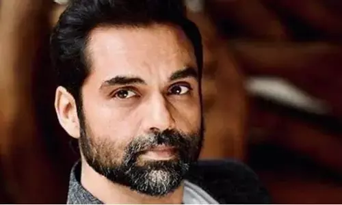 శృంగారంతో రెచ్చగొట్టడం సులభం.. ఆడ, మగ తేడా లేకుండా ఎంజాయ్ చేశా.. స్టార్ హీరో కామెంట్స్ వైరల్