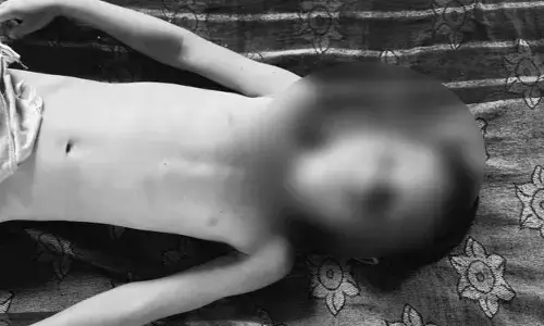Boy Died : నీటి గుంతలో పడి బాలుడు మృతి