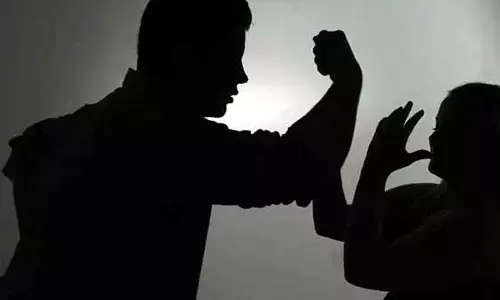 తండ్రి దారుణం: 11 ఏళ్ల క్రితం భార్య.. ఇప్పుడు కూతురు..!