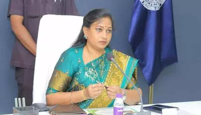 AP News:గంజాయి నివారణకు పటిష్ట చర్యలు:హోం మంత్రి అనిత AP News:గంజాయి నివారణకు పటిష్ట చర్యలు:హోం మంత్రి అనిత
