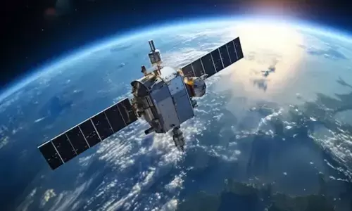 Space Tourism : ఇకపై అంతరిక్షయానం సులభం.. అందుబాటులో టికెట్ ధరలు