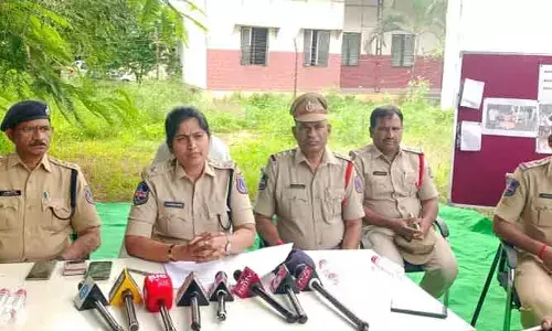 ఒడిశా టూ హైదరాబాద్ గంజాయి సరఫరా ముఠా అరెస్ట్