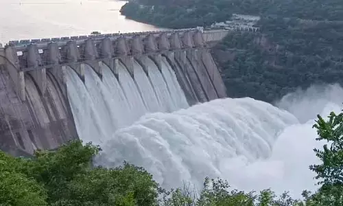 Srisailam Project:శ్రీశైలం జలాశయానికి ఎగువ  ప్రాంతాల నుంచి భారీగా వరద ప్రవాహం
