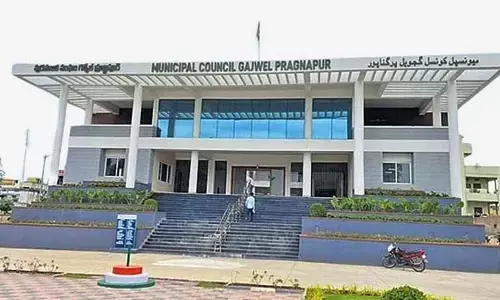 వామ్మో ఇంత ఖర్చా..! చాయ్, బిస్కట్లకు రూ.2.80 లక్షలు