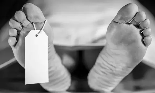 Woman died: ఖమ్మం జిల్లాలో తీవ్ర విషాదం.. భర్త మరణం తట్టుకోలేక భార్య బలవన్మరణం