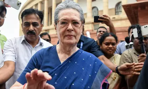 Soniya gandhi:జనగణన చేపట్టే ఉద్దేశం ప్రభుత్వానికి లేదు.. కేంద్రంపై సోనియా గాంధీ ఫైర్