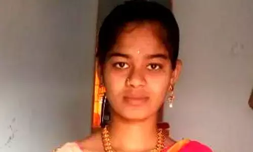 suicide : హయత్ నగర్ లో వివాహిత ఆత్మహత్య