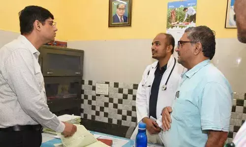 collector : ప్రభుత్వ ఆసుపత్రిని ఆకస్మికంగా తనిఖీ చేసిన జిల్లా కలెక్టర్..