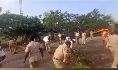 traffic police : పోలీసుల సేవలు  భేష్..