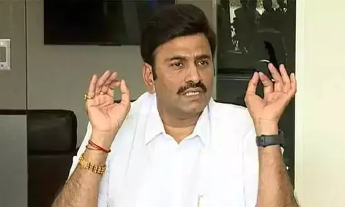 AP News:వాలంటీర్ వ్యవస్థ పై RRR కీలక వ్యాఖ్యలు!