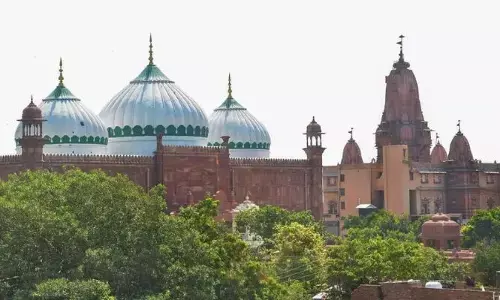 Mathura : ముస్లిం పక్షం పిటిషన్ కొట్టివేత.. శ్రీకృష్ణ జన్మభూమి వివాదంలో  హైకోర్టు సంచలన నిర్ణయం