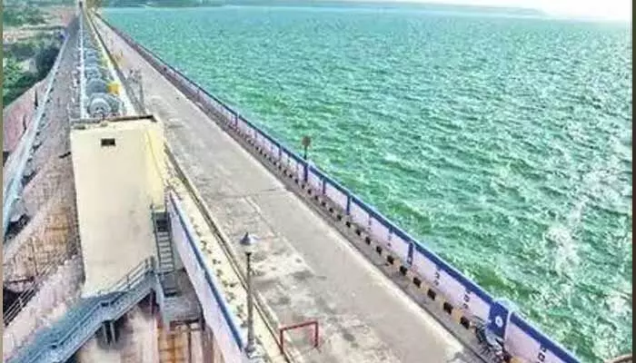 Nagarjunasagar : ఆల్మట్టి నుంచి శ్రీశైలం వరకు జలకళ.. Nagarjunasagar : ఆల్మట్టి నుంచి శ్రీశైలం వరకు జలకళ..