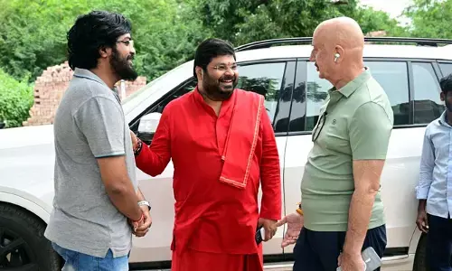 The India House: ది ఇండియా హౌస్లోకి అనుపమ్ ఖేర్.. వైరల్‌గా మారిన ఫొటోలు