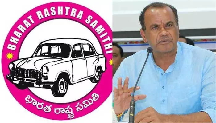 BRS పార్టీ ఆఫీస్ను కూల్చేయండి.. ఆఫీసర్లకు మంత్రి కోమటిరెడ్డి సంచలన ఆదేశాలు BRS పార్టీ ఆఫీస్ను కూల్చేయండి.. ఆఫీసర్లకు మంత్రి కోమటిరెడ్డి సంచలన ఆదేశాలు