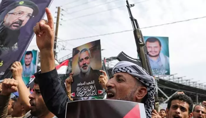 Israel Hamas war ఇజ్రాయెల్పై దాడికి ఇరాన్, హిజ్బొల్లా సిద్ధం..పశ్చిమాసియాలో తీవ్ర ఉద్రిక్తత! Israel Hamas war ఇజ్రాయెల్పై దాడికి ఇరాన్, హిజ్బొల్లా సిద్ధం..పశ్చిమాసియాలో తీవ్ర ఉద్రిక్తత!