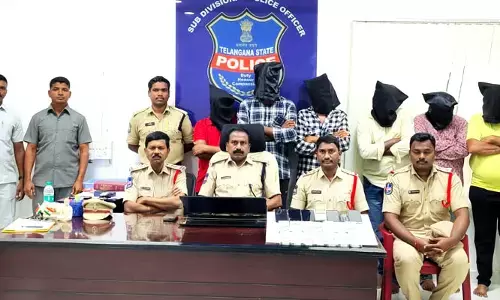 arrest : దొంగ నోట్ల ముఠా అరెస్ట్