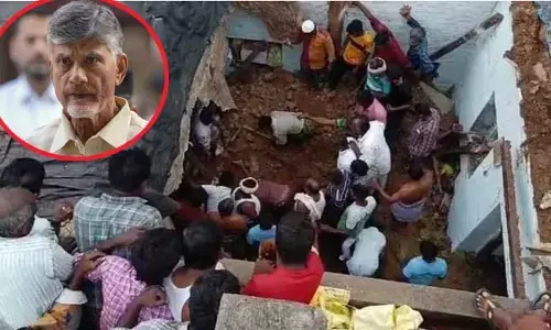 మిద్దె కూలి ఒకే కుటుంబంలో నలుగురు చనిపోవడం బాధాకరం: సీఎం చంద్రబాబు