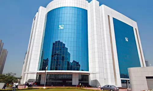SEBI: సోమవారం సెబీ భవన్ వద్ద 700 మంది ఉద్యోగులు నిరసన!