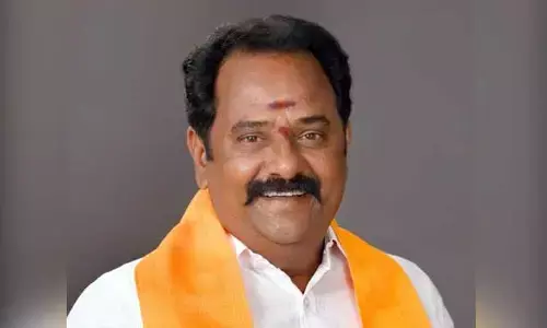 MLA Venkata Ramana Reddy: MIM ఎమ్మెల్యే అక్బరుద్దీన్ ఒవైసీని చూసి సీఎం భయపడుతున్నారు.. ఎందుకు..?