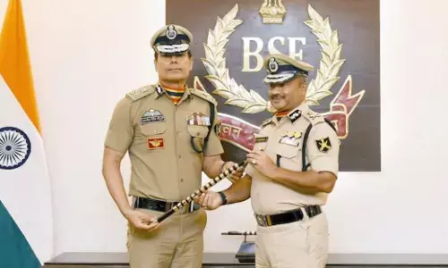BSF : బీఎస్ఎఫ్ డీజీగా దల్జీత్‌సింగ్ చౌదరి..  సశస్త్ర సీమాబల్ చీఫ్‌కు అదనపు బాధ్యతలు