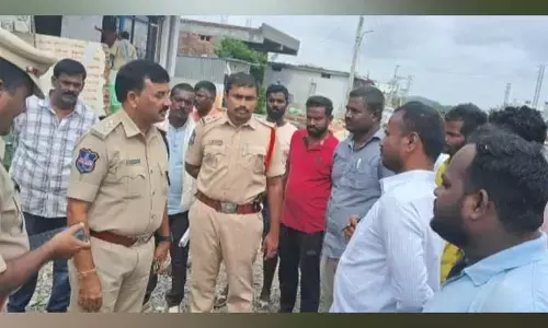 SBI ATM : ఎస్బీఐ ఏటీఎంలో దొంగల ముఠా చోరీకి విఫలయత్నం..