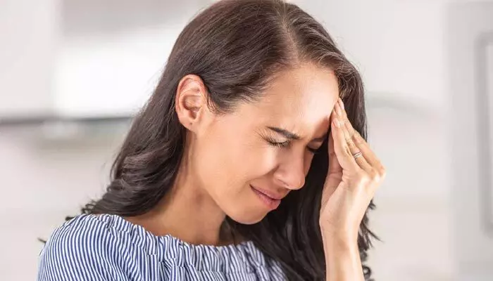 Dizziness : అకస్మాత్తుగా తల తిరుగుతోందా?.. నిపుణుల ప్రకారం ప్రైమరీ రీజన్స్ ఇవే.. Dizziness : అకస్మాత్తుగా తల తిరుగుతోందా?.. నిపుణుల ప్రకారం ప్రైమరీ రీజన్స్ ఇవే..