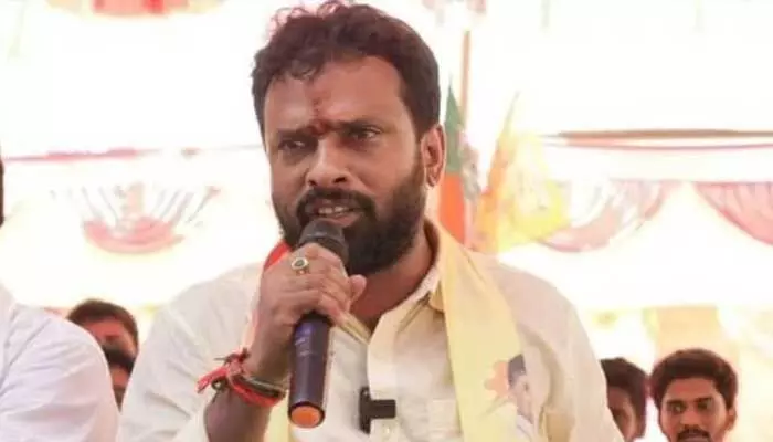 Minister Vasamsetti Subhash:ప్రతి అంశాన్ని క్షుణ్ణంగా పరిశీలిస్తా.. అక్రమాలకు పాల్పడితే సహించేది లేదు Minister Vasamsetti Subhash:ప్రతి అంశాన్ని క్షుణ్ణంగా పరిశీలిస్తా.. అక్రమాలకు పాల్పడితే సహించేది లేదు