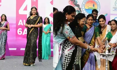 Vizag:ఆర్కే బీచ్‌లో హ్యాండ్లూమ్ శారీ వాక్‌..స్పెషల్ అట్రాక్షన్‌గా వెయ్యి మీటర్ల చేనేత చీర!