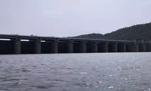 Pulichintala : పులిచింతలకు కొనసాగుతున్న నీటి ప్రవాహం..