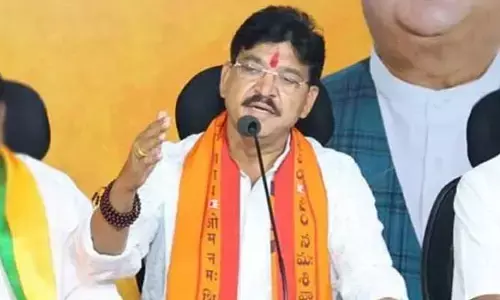 Rakesh Reddy: దీవాన్ దాబా వద్ద దానం బీడీలు అమ్ముకున్నాడు
