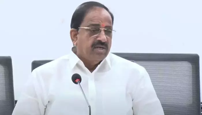 BREAKING: రుణమాఫీపై మాట్లాడే అర్హత బీఆర్ఎస్కు లేదు: మంత్రి తుమ్మల సెన్సేషనల్ కామెంట్స్ BREAKING: రుణమాఫీపై మాట్లాడే అర్హత బీఆర్ఎస్కు లేదు: మంత్రి తుమ్మల సెన్సేషనల్ కామెంట్స్
